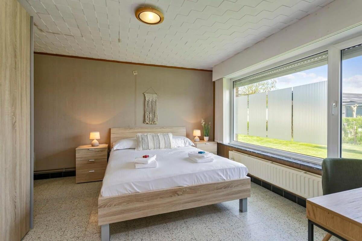 Huswell - Bungalow With Garden At 5 Minutes From The Beach Villa De Haan Eksteriør bilde