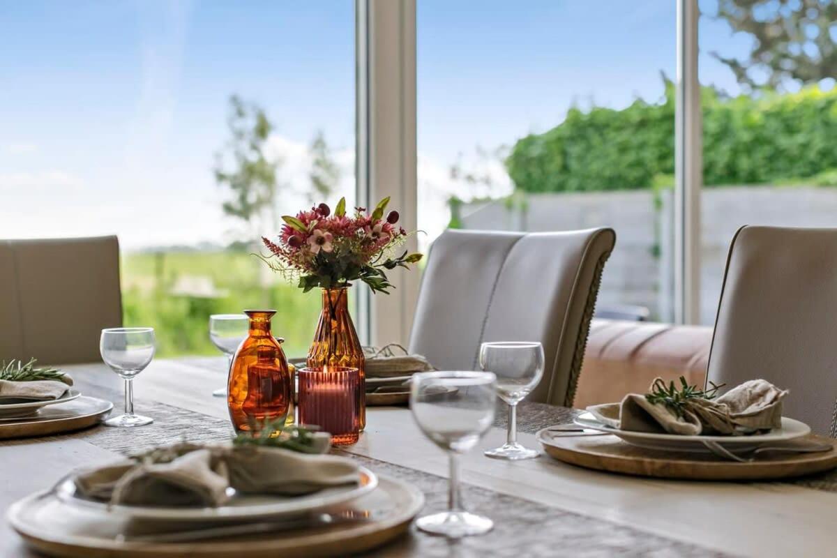 Huswell - Bungalow With Garden At 5 Minutes From The Beach Villa De Haan Eksteriør bilde