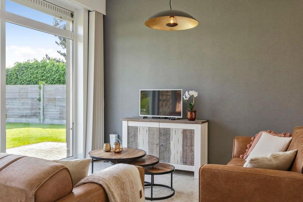 Huswell - Bungalow With Garden At 5 Minutes From The Beach Villa De Haan Eksteriør bilde