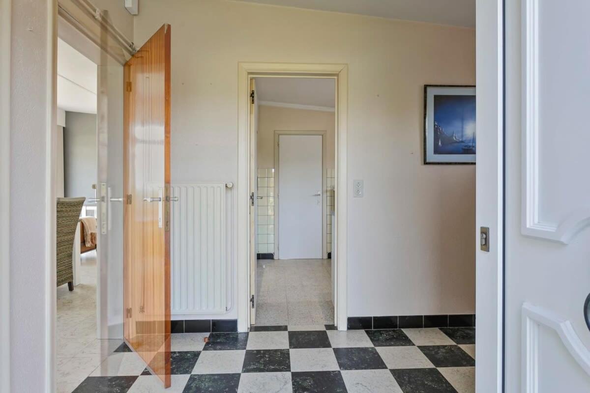 Huswell - Bungalow With Garden At 5 Minutes From The Beach Villa De Haan Eksteriør bilde