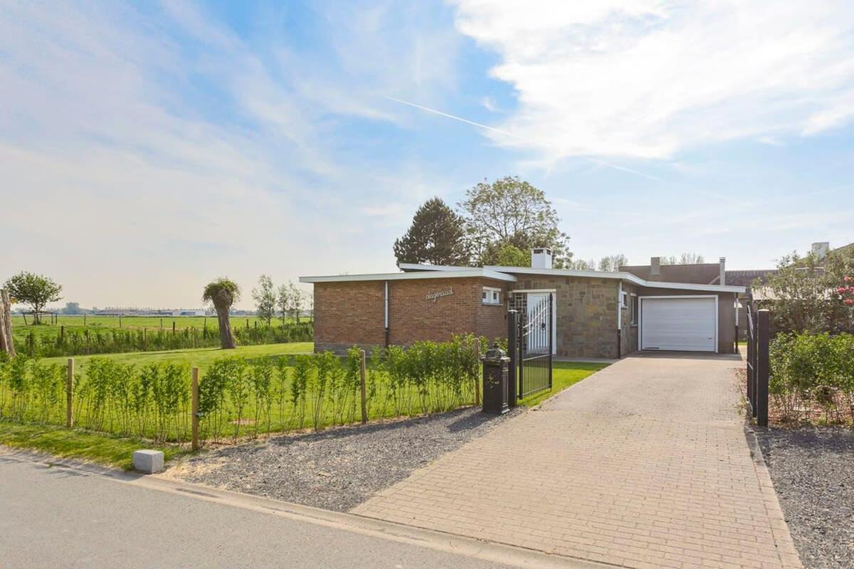 Huswell - Bungalow With Garden At 5 Minutes From The Beach Villa De Haan Eksteriør bilde